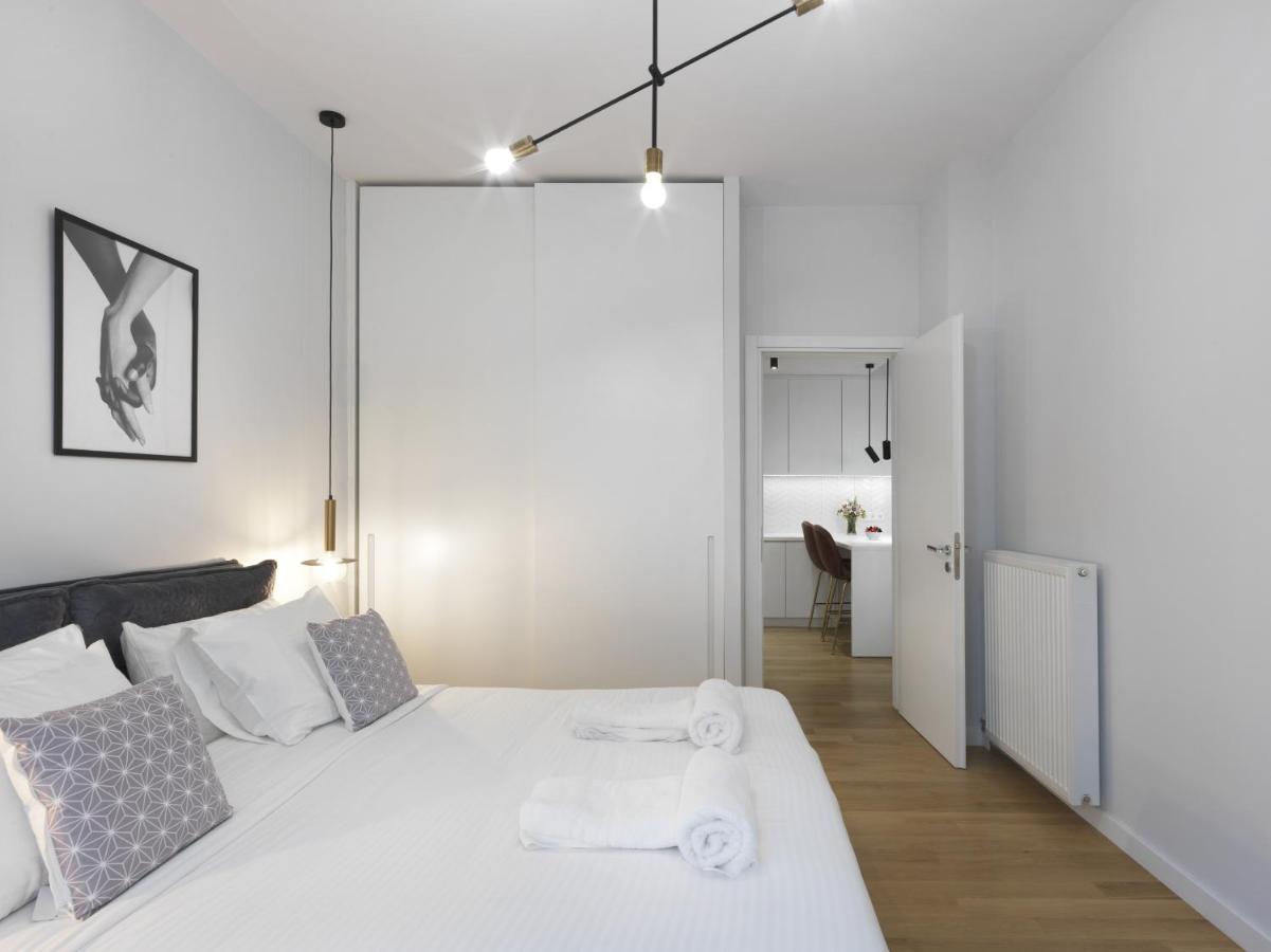 Fresh, New & Ready For You! Rnvtd Apt In Koukaki! Athens Ngoại thất bức ảnh
