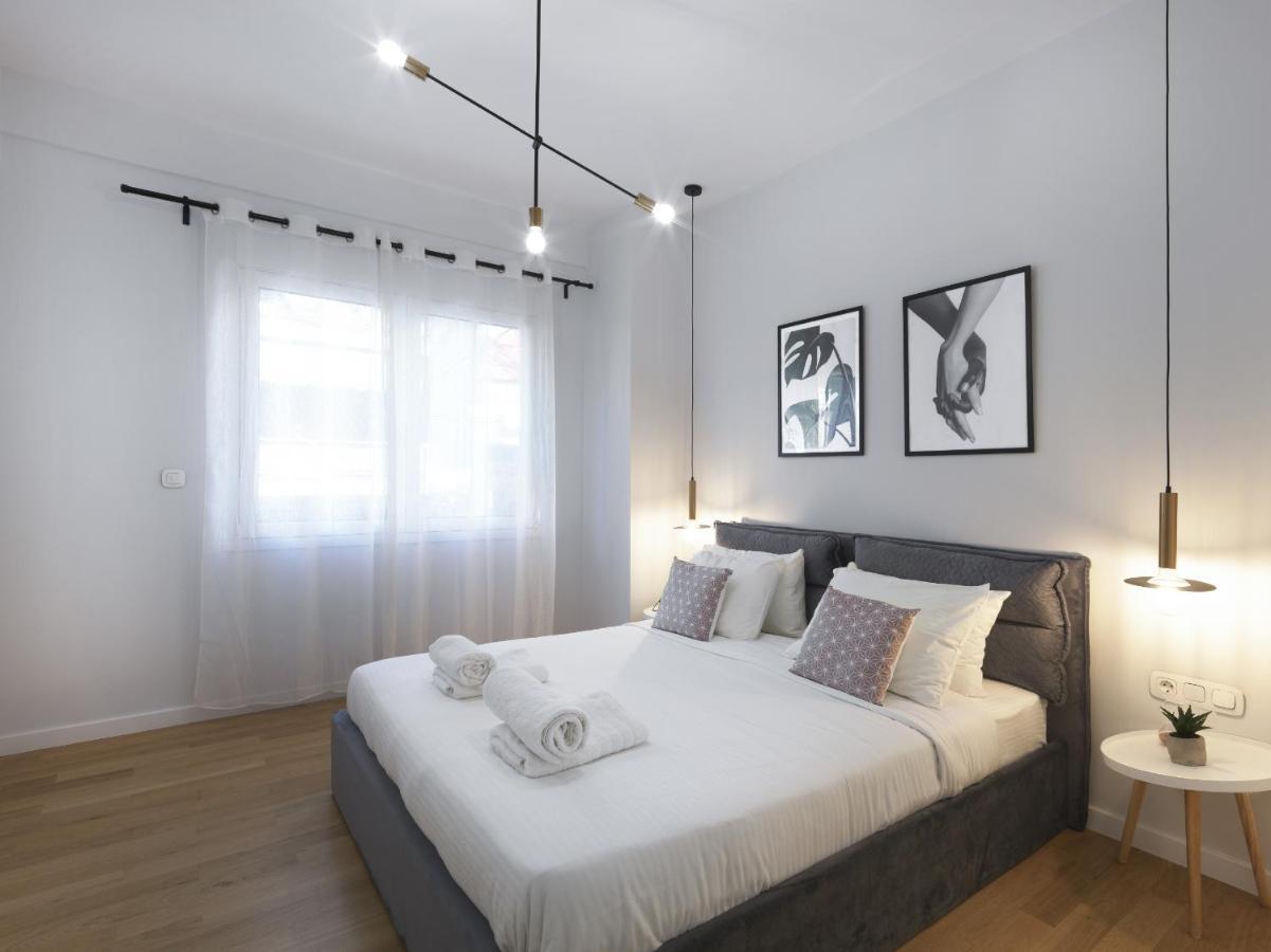 Fresh, New & Ready For You! Rnvtd Apt In Koukaki! Athens Ngoại thất bức ảnh
